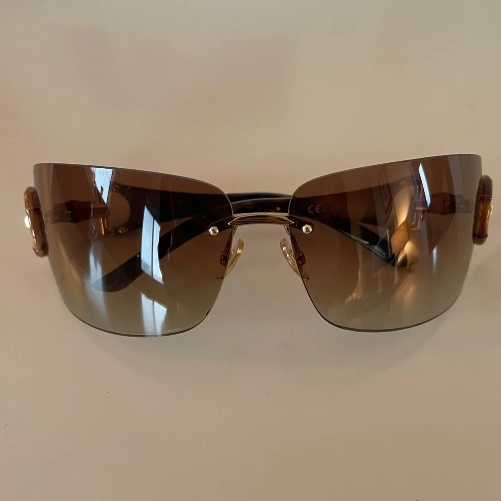 Gucci Brown Gradient Sunglasses - Picture 3 of 7